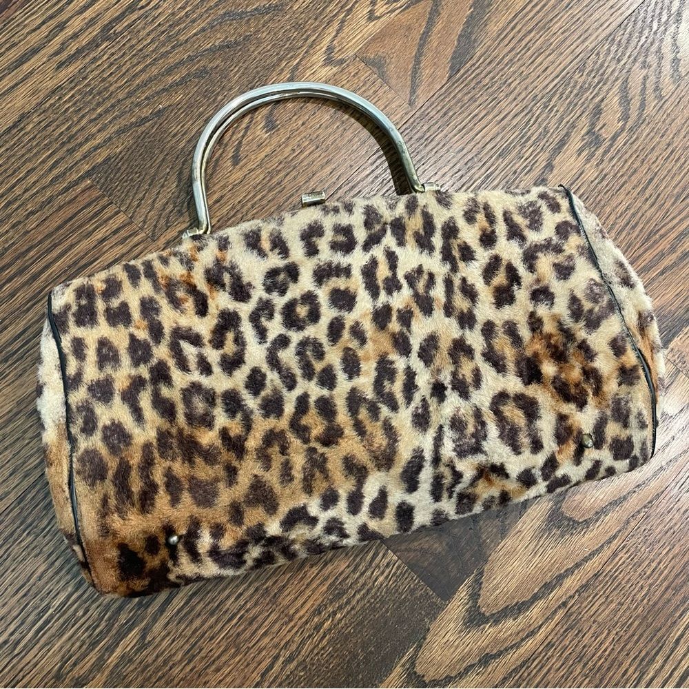 VINTAGE Leopard Cheetah Faux Fur Fuzzy Clutch